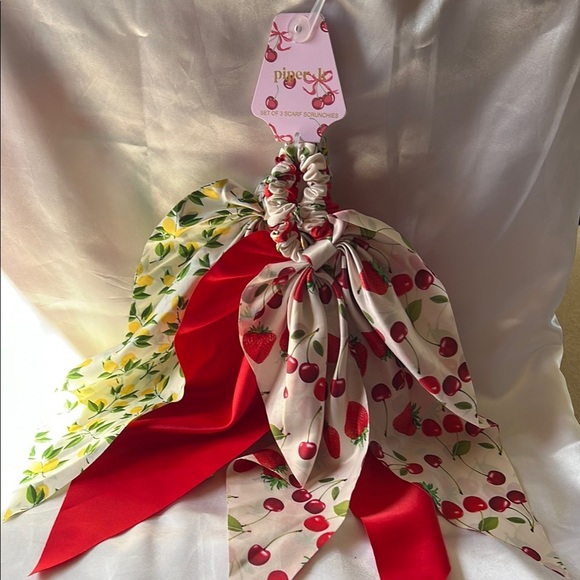 Piper Accessories - Cherry and Strawberry Hair Scrunchies Set 🍒🍓🍋